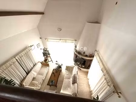 opportunité à saisir  maison avec beaucoup de charme