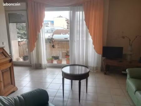 appartement 2 pièces 50 m² hyper centre