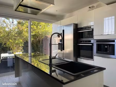 t2 entièrement meublé  40 m2 antony  tout inclus