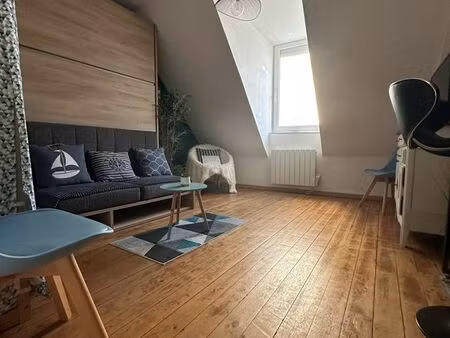 studio 17 m² – résidence historique face à la mer – vendu meublé