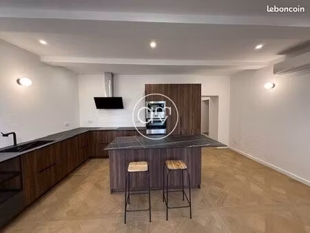 appartement 4 pièces 130 m²