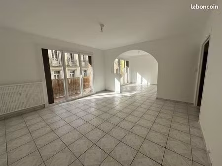 appartement 2 pièces 60 m²