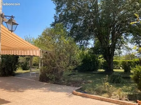 location maison individuelle champcevinel