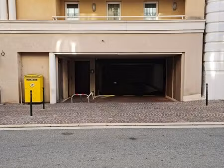 garage fermé beaulieu-sur-mer