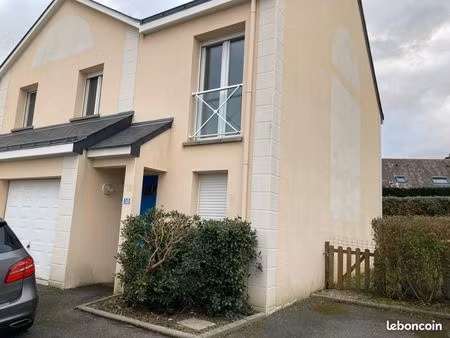 maison mitoyenne 82 m2 + garage fermé 14 m2