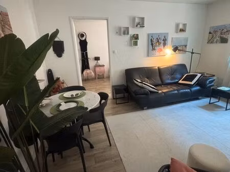 petite venise — appartement 2 pièces rénové (env. 40 m²)