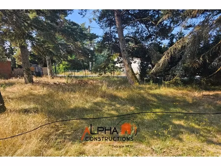 vente terrain 628 m² à tresses (33370)  114 000 €