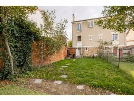 belle maison mitoyenne de 4 pièces à villemomble