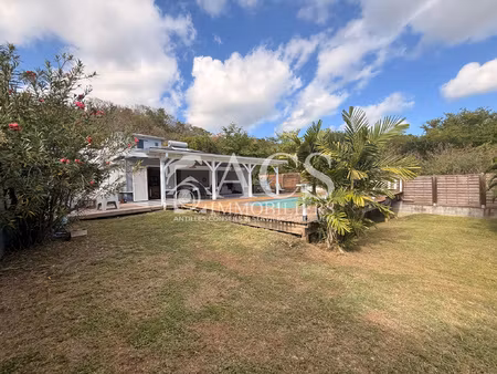 villa t4 moderne récente jardin et piscine