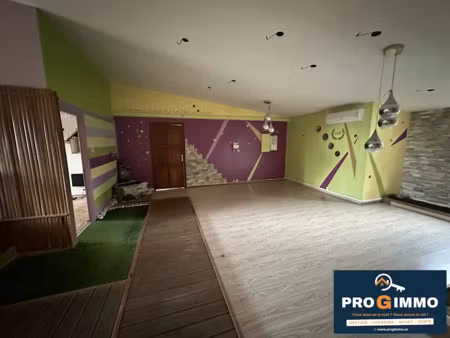 vente locaux professionnels 4 pièces 179 m² à la possession (97419)  495 000 €