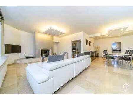 exclusief duplex-appartement te koop nabij centrum aalst