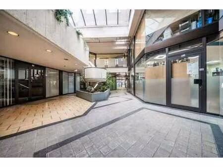 bureaux/commerces au coeur de liège à 2 pas de l'université