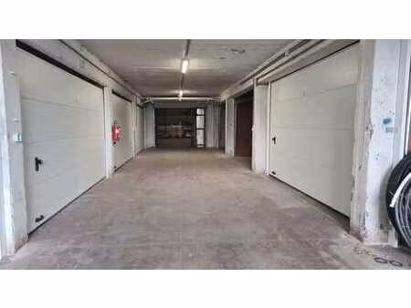 garage centrum roeselare te huur