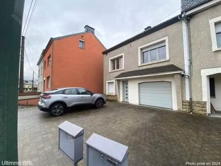 pas très loin des 3 frontières.