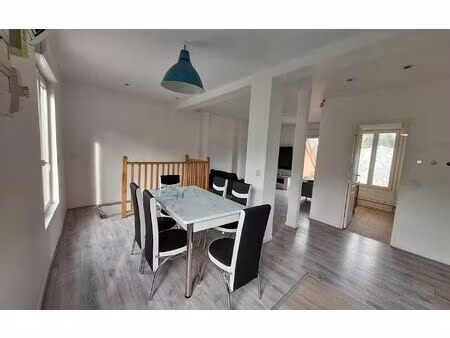 location appartement  m² t-1 à bobigny  1 200 €