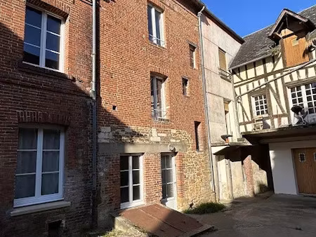 vente immeuble 5 pièces 118.39 m² à gacé (61230)  69 760 €