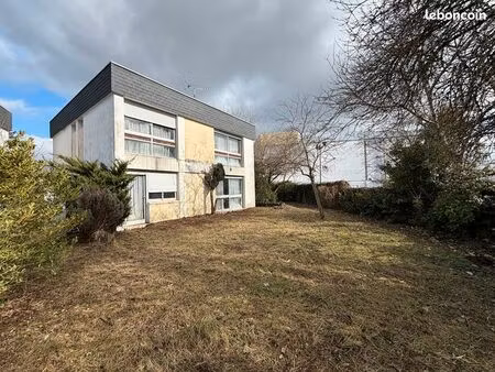 maison 5 pièces 112 m²