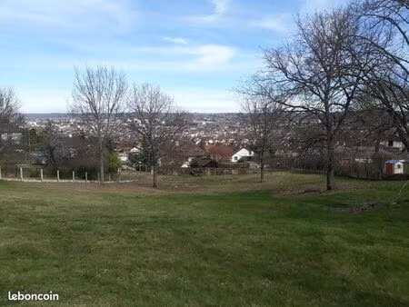 terrain 2 283 m² montlucon