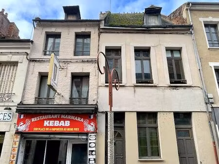 immeuble 11 pièces 305 m²