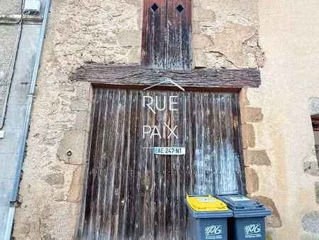 parking/box 1 pièce 52 m²