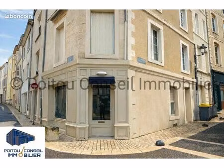local commercial 43 m²