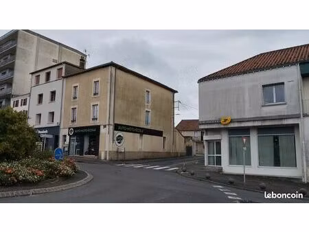 murs commerciaux emplacement premium + appartements