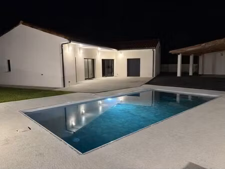 maison familiale 130 m² avec piscine et grand garage