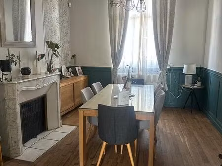 propriété 10 pièces 184 m²