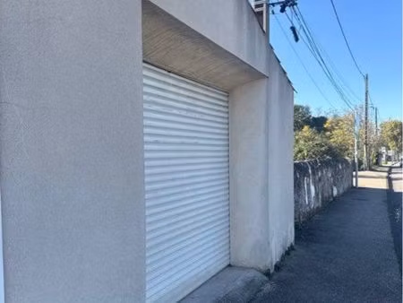 bureaux et local de stockage avenue de verdun