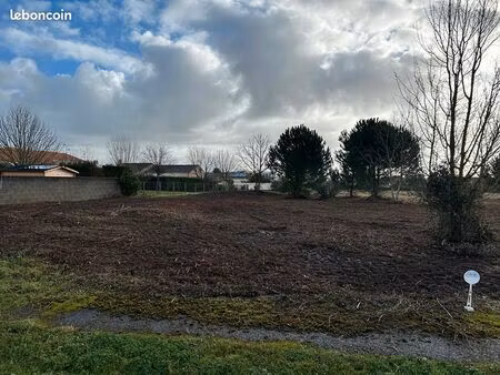 terrain 1226 m² chauray