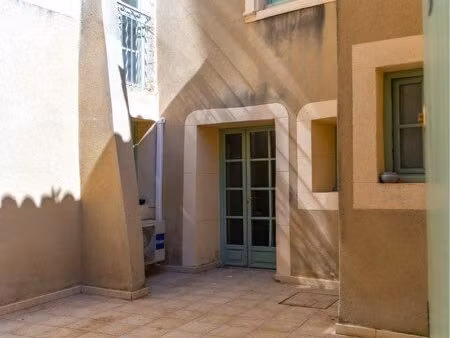 appartement t3 50 m2 avec cour privative 23 m2