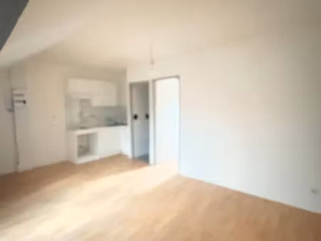 immeuble 6 pièces 95 m²