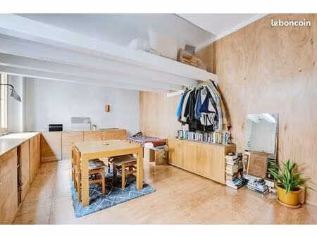 studio 1 pièce 33 m²