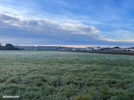 terrain 404 m² lagrave