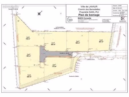 terrain lavaur centre 581m²