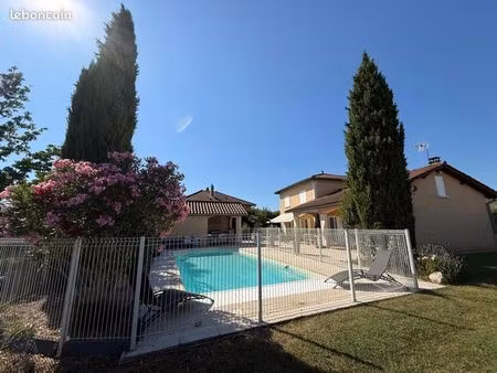 maison 5 pièces 145 m2