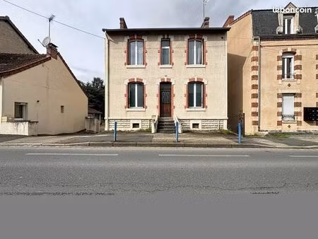 maison de ville 6 pièces 132 m²