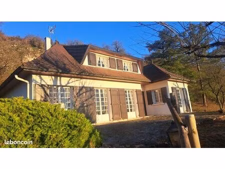 maison traditionnelle 131m2 sur sous sol complet