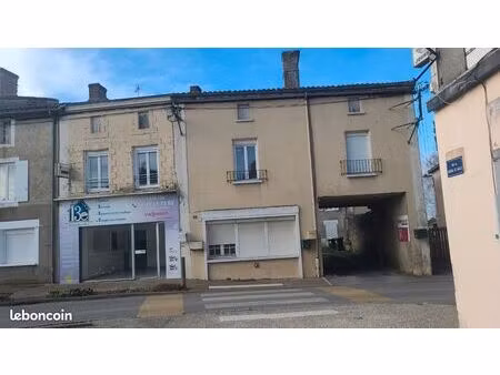 local commercial/pizzeria/autres