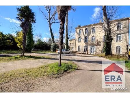 immeuble 15 pièces 450 m²