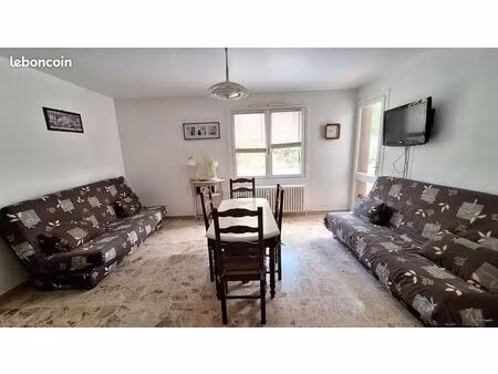 particulier vd grand studio sanary portissol proximité plage/port/centre à pied mais au ca