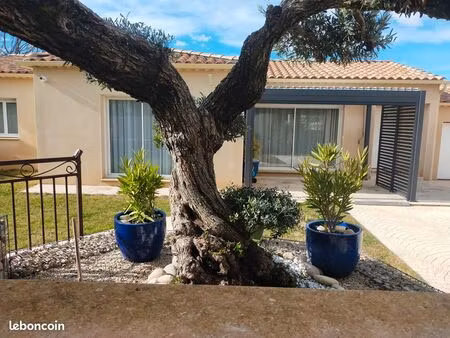 maison récente 2023 plain pied piscine sans travaux