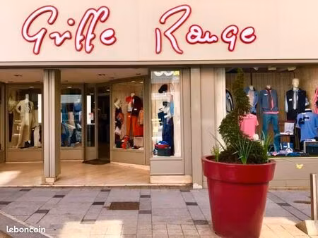 local commercial loué à vendre - oyonnax centre