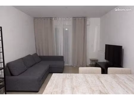 t3 terrasse entraigues