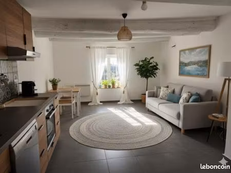 appartement t3 la tour d'aigues