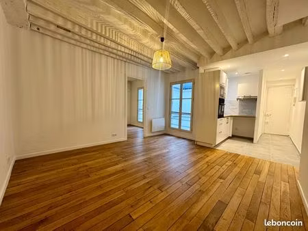 bel appartement rénové paris 3eme