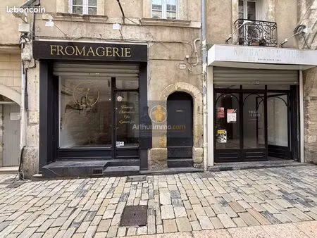 local commercial apt