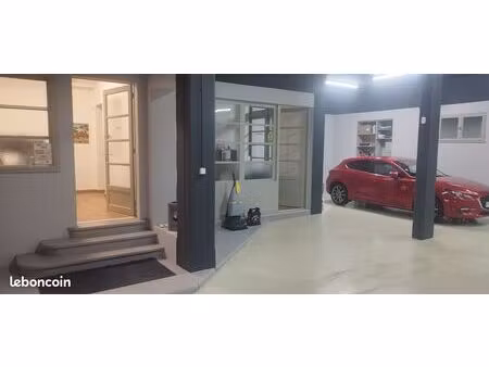 local professionnel 315 m² – avignon rocade – 2 100 ht