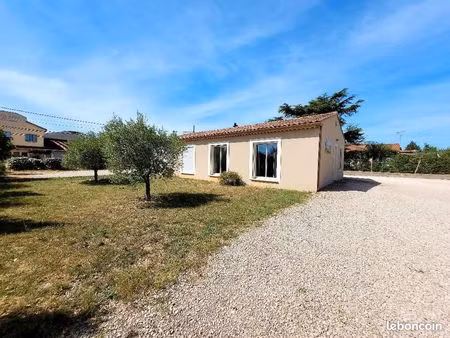sérignan-du-comtat  local 60m2