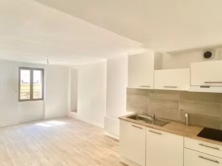 appartement t3 refait à neuf 52m2